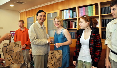 朱立倫接見達拉斯郡交換學生(圖)