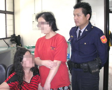 精神異常女子脫序擾民警方協助返家(圖)