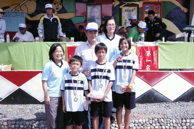 港口國小村校聯合運動會(圖)