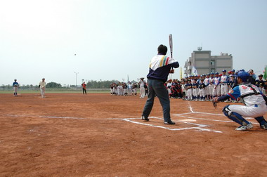 嘉縣98年縣長盃國中小學棒球賽開打(圖)