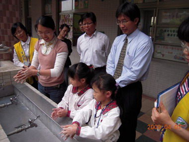 衛生局加強腸病毒宣導及防治積極作業(圖)