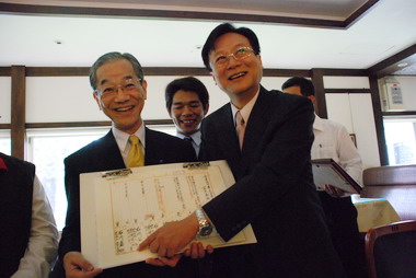 日本靜岡縣知事來台尋根(圖)