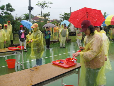 霧峰鄉運今冒雨舉行(圖)