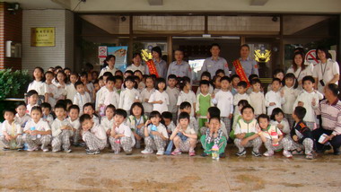 幼兒校外教學 參觀虎尾警分局(圖)