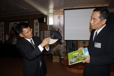 楊秋興訪澳 推廣宗教聯合之旅大受歡迎(圖)