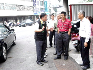 彰市光華街車禍頻傳市代前往會勘(圖)