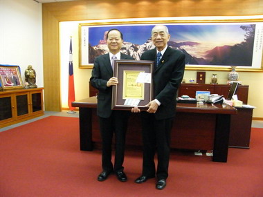 謝森展推展永續農業有功縣長表達肯定(圖)