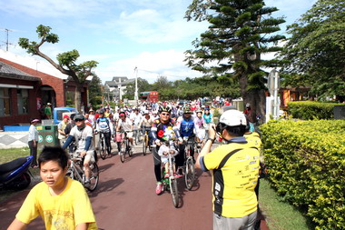 台東舉辦台灣自行車日盛況空前(圖)
