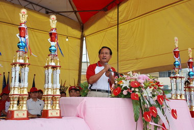 2009屏東縣龍舟競賽熱鬧展開(圖)