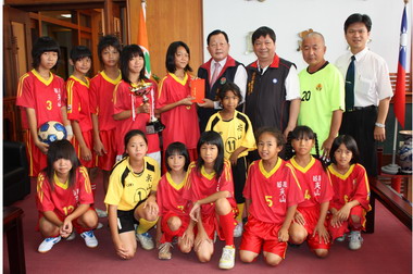 尖山國小女足踢出全國冠軍(圖)