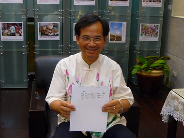 蘇煥智談市議會順利通過縣市合併案升格(圖)