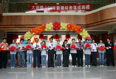 高雄縣大湖國小新建校舍4日落成(圖)