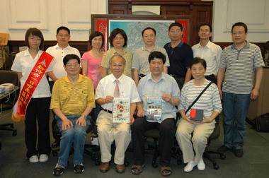 大陸湖南職業教育社訪問團拜會林政則(圖)