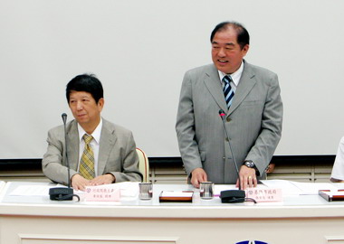 張通榮主持毒品危害防制中心座談會(圖)