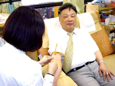來來豆漿辦捐血活動(圖)