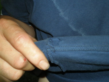 毒品藏衣底縫襯邊警盤查主動受檢(圖)