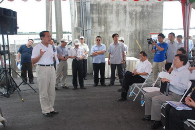 行政院長劉兆玄視察好茶村遷村等工程(圖)