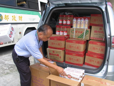 高雄海關又發威(圖)