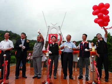 張通榮主持暖暖吊橋啟用儀式(圖)