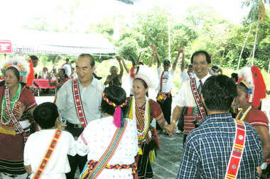 原住民部落舉辦豐年祭謝深山共襄盛舉(圖)