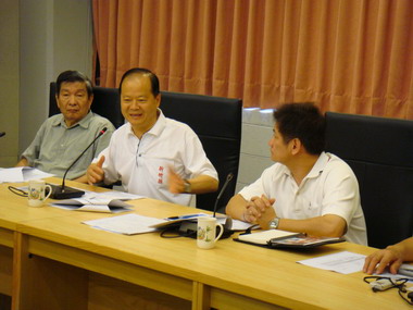 體委會查核擴大內需田徑場副場地工程(圖)