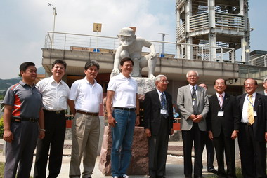 周錫瑋邀大家一起愛護河川(圖)