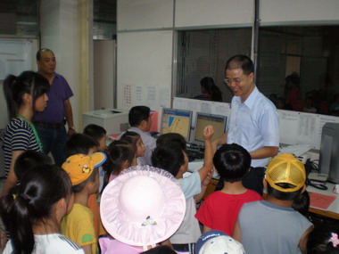 苗栗警分局舉辦「小柯南偵探營」(圖)