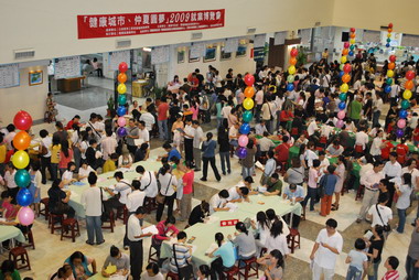 嘉義市就業博覽會人數創新高(圖)