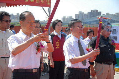 台大竹北分部產學大樓上樑(圖)