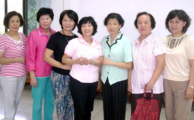 霧峰婦女愛心基金會捐一百萬元賑災(圖)