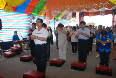 縣府舉辦超渡法會(圖)