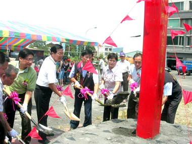 水里新山建組合屋今舉行祭祀動土典禮(圖)