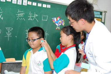 測溫、口罩、勤洗手 校園防疫作戰無缺口(圖)