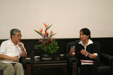 紅十字會陳士魁秘書長拜會鄺麗貞(圖)