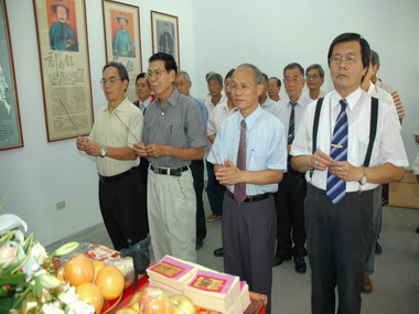 &#37141;賢祠首次官辦秋祭典禮簡單隆重(圖)