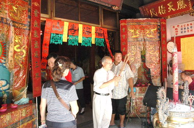 林政則為八八水災受難民眾祈福(圖)