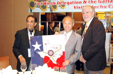 美國達福地區臺灣商會拜訪新竹市府(圖)