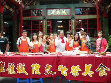 張通榮為雞籠城隍文化祭美食節代言(圖)