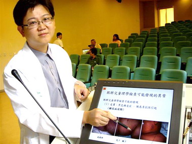 小男孩過胖併發敗血症 糖尿病(圖)
