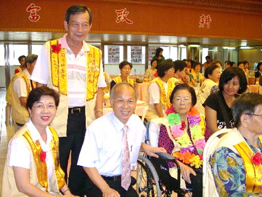 佛光會辦理會員大會暨敬老活動(圖)