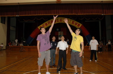 無菸歲月三對三籃球賽主持開球儀式(圖)