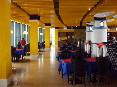 興達港區農漁產品展售中心主題餐廳開幕(圖)