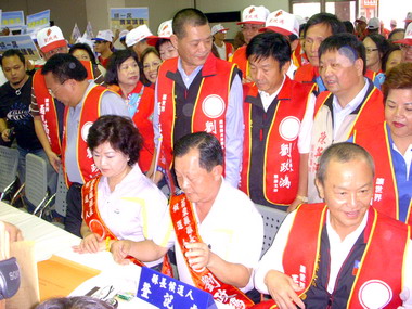 苗栗縣長候選人劉政鴻訴求大格局拚連任(圖)