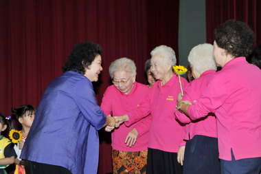 九九重陽節活動上午苓雅區公所舉行(圖)