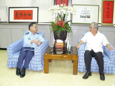 盧碧颱風來襲 軍方拜訪縣府說明部署情形(圖)