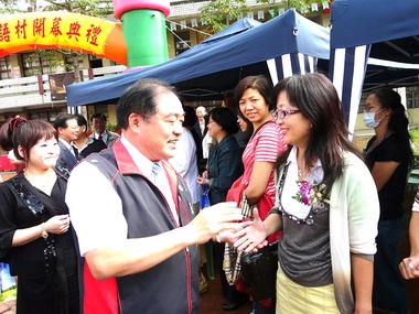 中山高中英語村今落成啟用(圖)