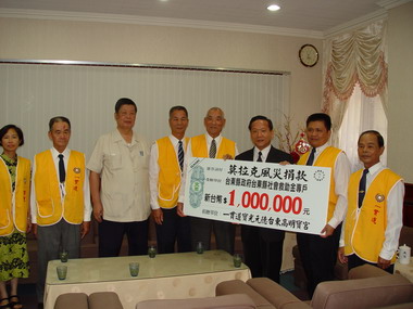 一貫道寶光元德台東高明寶宮捐贈一百萬元(圖)