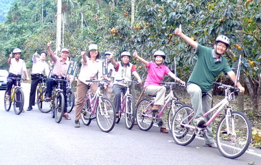 楊長鎮：讓「牛鬥峽谷」帶動苗栗觀光(圖)