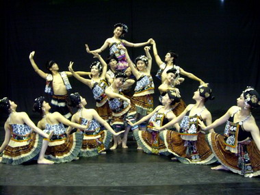 國立臺灣體大舞團2009年巡迴公演(圖)