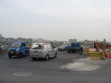 大里市立仁橋今起開放雙向通車(圖)